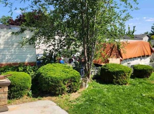 Bush Trimming by Jason Kitley for Sakoya S. in Meridian, ID