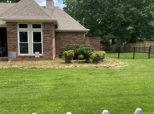 Bush Trimming by Kevin Corbin for Heather L. in Ooltewah, TN