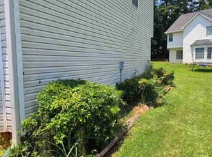 Bush Trimming by Lonnye Henry for Williams W. in Ellenwood, GA