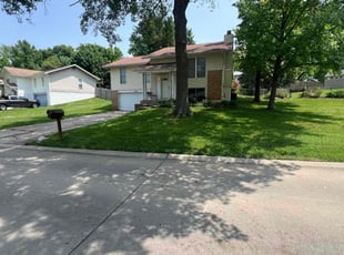 Jonathan C.'s grass maintenance service result