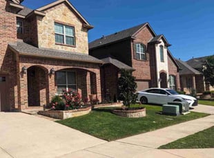 Stephanie G.'s Custom service service result