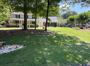 Sheila L.'s lawn care services service result