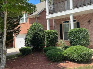 James R.'s Bush Trimming service result