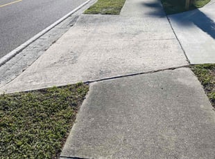 Kimberly M.'s lawn service service result