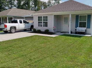 Jennifer C.'s turf care service result