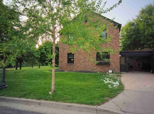 Sharon C.'s lawn care services service result