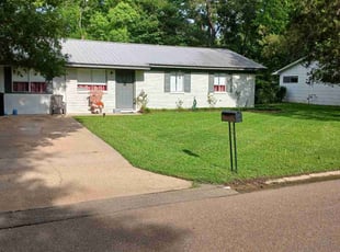 Sally G.'s yard maintenance service result