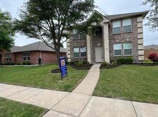 Darren M.'s lawn service service result