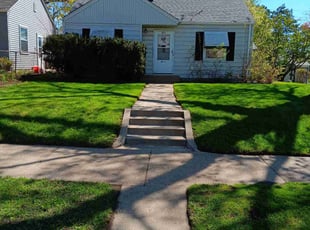 Deborah P.'s grass maintenance service result