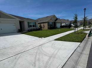 Natasha K.'s lawn care services service result