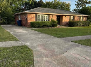 Delphine J.'s Bush Trimming service result