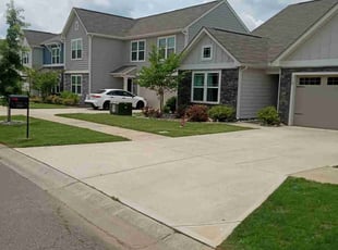 Alita T.'s lawn maintenance service result