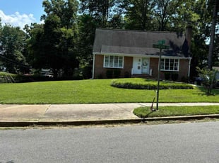 Demetrious C.'s lawn care services service result