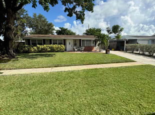 Saralee S.'s lawn care services service result