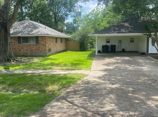 Diane B.'s lawn service service result