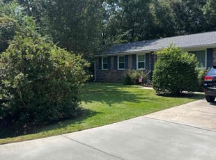 Jennifer A.'s lawn maintenance service result