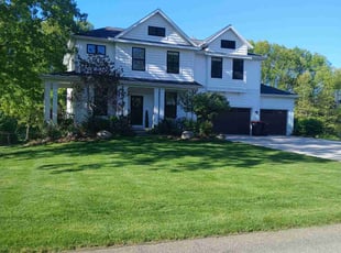 Patty T.'s lawn maintenance service result