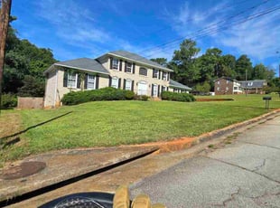 Ellen W.'s grass maintenance service result