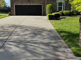 Sandra C.'s lawn service service result
