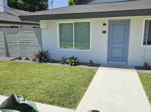 Jessica O.'s lawn maintenance service result