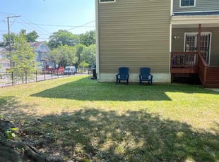 Monica T.'s grass cutting service result