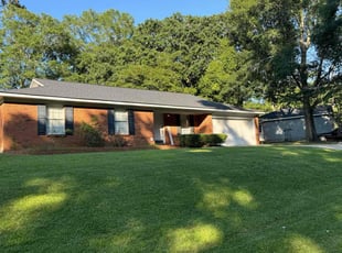 Joshua F.'s lawn care services service result