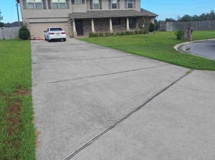 Kevin S.'s lawn care services service result