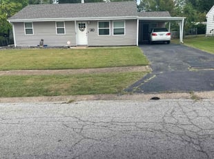 Angelique A.'s lawn maintenance service result