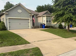 Jocelyn W.'s lawn care services service result