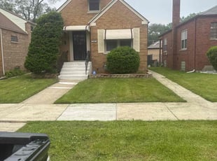 John D.'s lawn care services service result