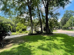 Gary K.'s lawn maintenance service result