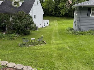 Paulina W.'s lawn service service result