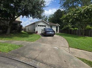 Julia M.'s lawn care service result