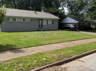 Maxwell D.'s grass maintenance service result