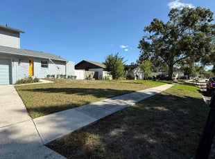 Cristina V.'s lawn maintenance service result