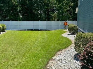 Stacy G.'s lawn maintenance service result