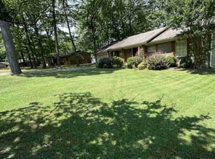 Jennifer M.'s grass cutting service result