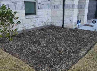 Kenneth P.'s Flower Bed Weeding service result