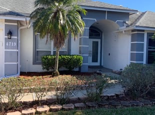 Stephanie B.'s Bush Trimming service result