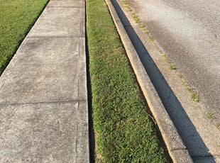Brooke W.'s lawn maintenance service result