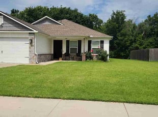 Kristen P.'s turf care service result