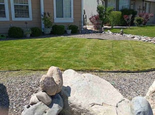 Karen L.'s grass maintenance service result