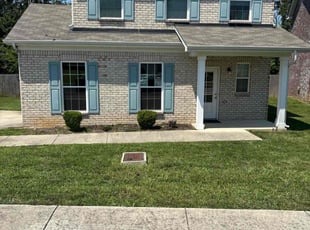 Regina W.'s lawn care service result
