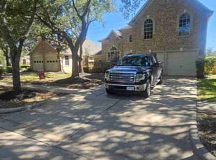 Jill R.'s lawn maintenance service result