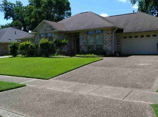 Jennifer H.'s yard maintenance service result