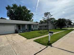 Angel S.'s grass maintenance service result