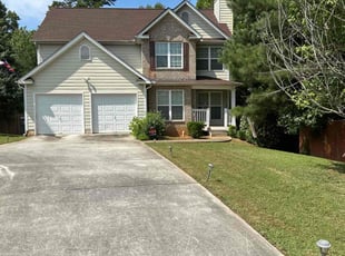 Linda G.'s turf maintenance service result