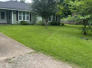 Garett M.'s lawn care services service result