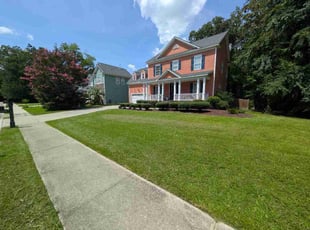 Danielle P.'s lawn maintenance service result