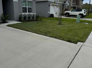 Jennifer V.'s lawn care service result